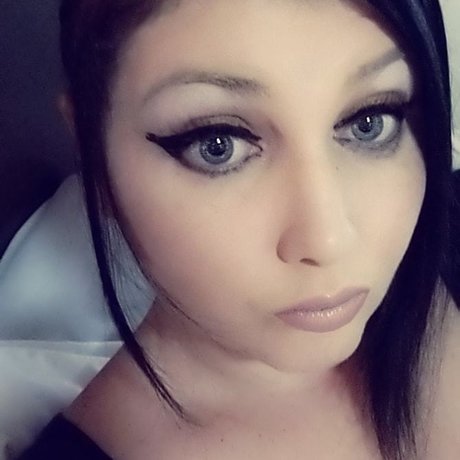 Russian Roulette free star img