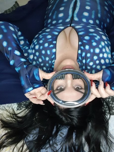 Rubberbeck sexy model photos