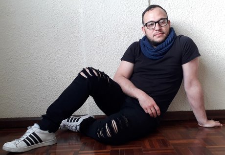 XtraCheo high quality star pics