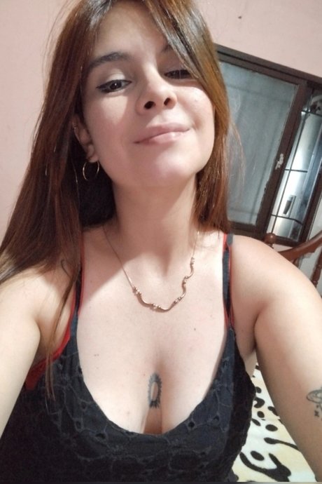 _Mar a 10 Vcall Sexting nudes star photo