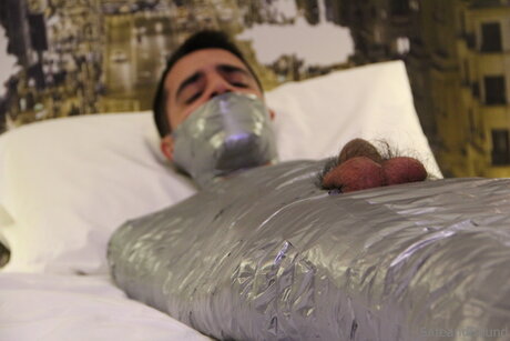 Safe and Bound hot star pics