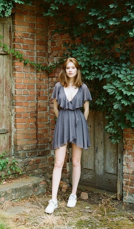 skinny redhead onlyfans free naked pic