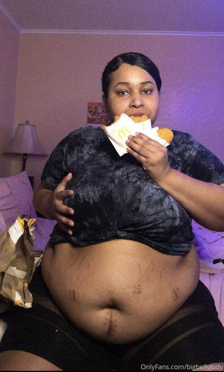 bigbellyjudy sexy pornstar picture