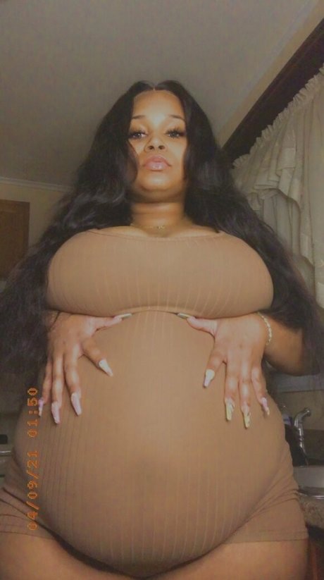 eating onlyfans porno img