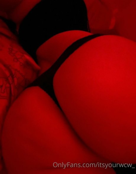 itsyourwcw_ model nudes pic