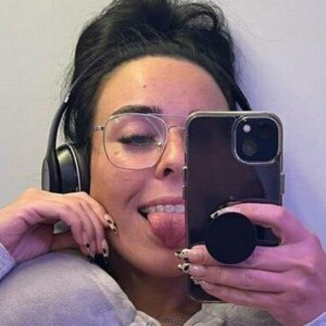 Thickfrenchie exclusive model photo