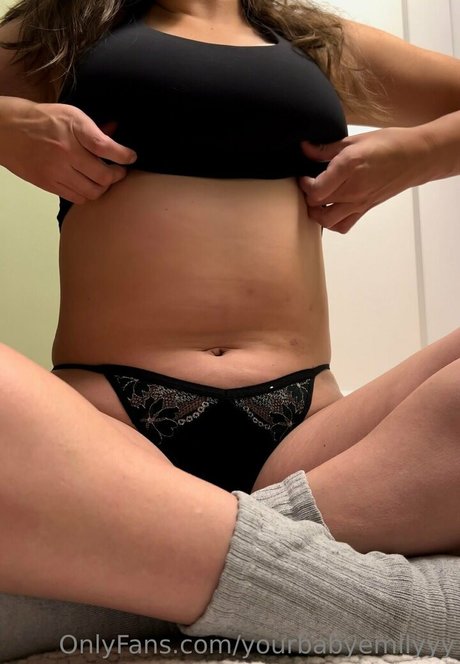 chubby mom onlyfans free sexy image