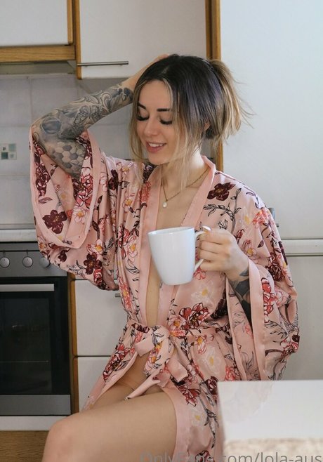 lola aus pornstar high quality archive