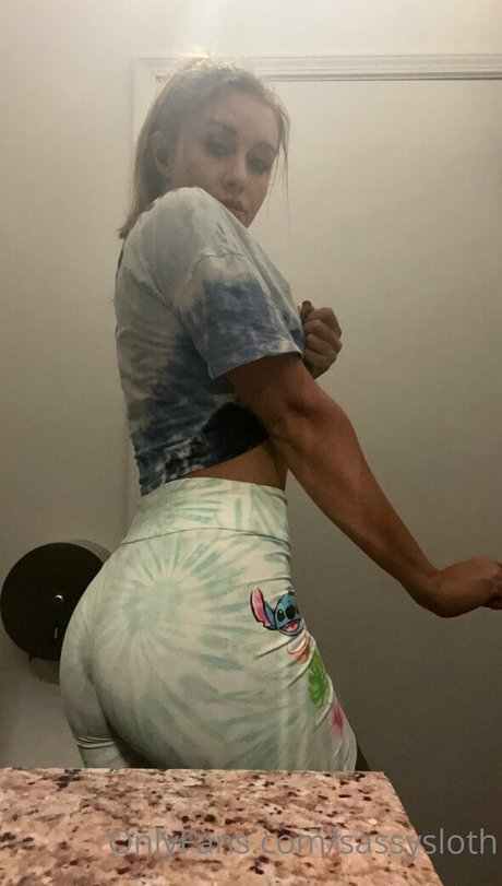 sassysloth pornstar nude img