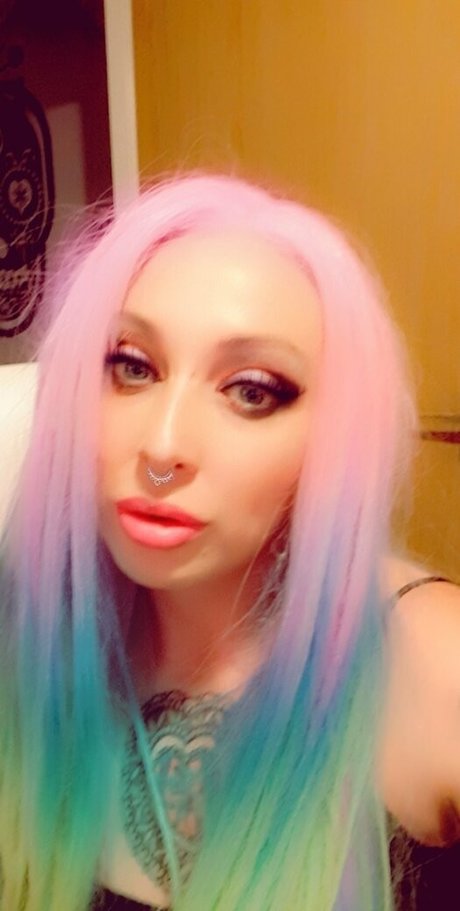 queen of spades onlyfans beautiful porn image