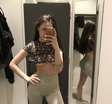 marygerfree nice model image