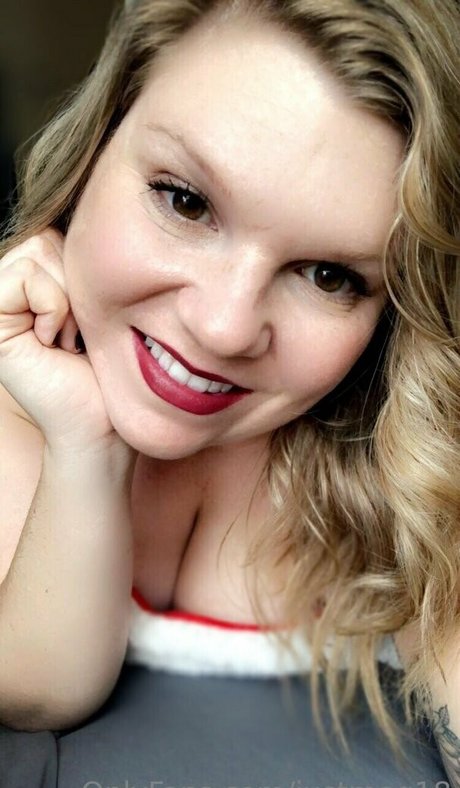 justmeg18 art pornstar image