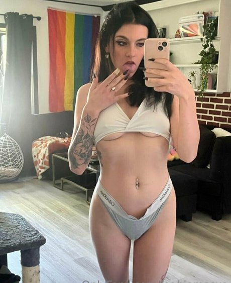 leahjamesxo model free archive