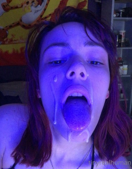 tinyrealmoth pornstar xxx pictures