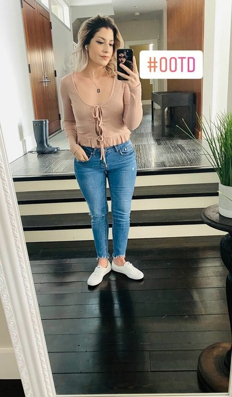 Rebecca Ford art star archive