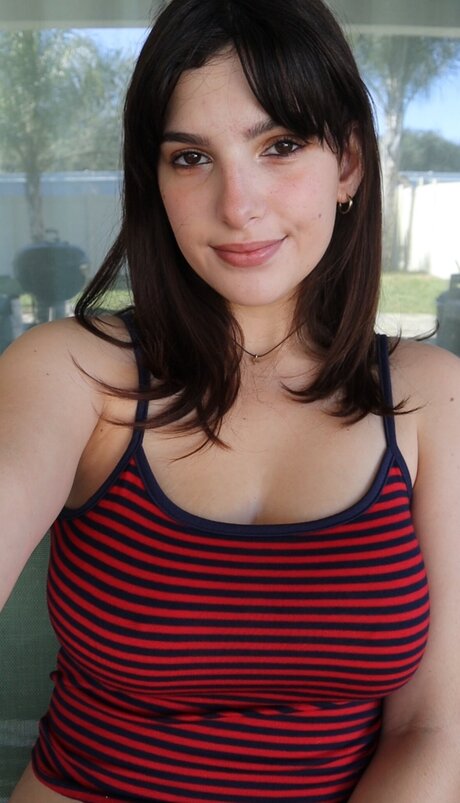 Givingyougrace star pornographic pics