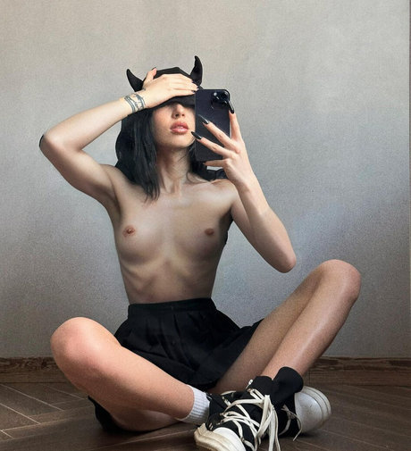 by owl xxx actress photos