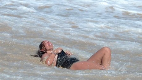 Louise Redknapp nice star images