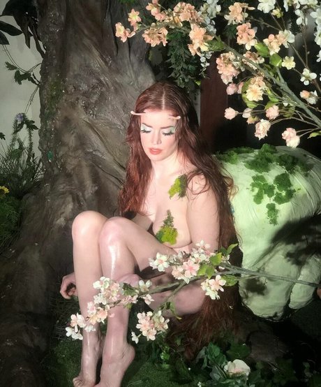 Marlo Meekins erotic actress photo