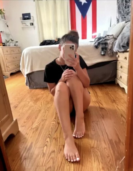 asian girlfriend onlyfans nice photo