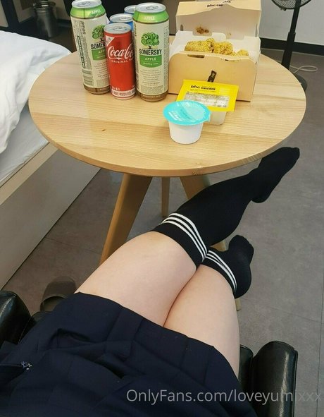 loveyumixxx model pics