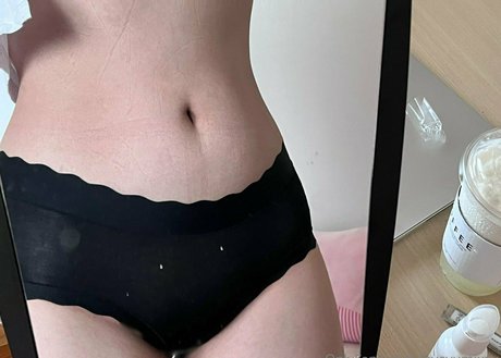 loveyumixxx art actress photos