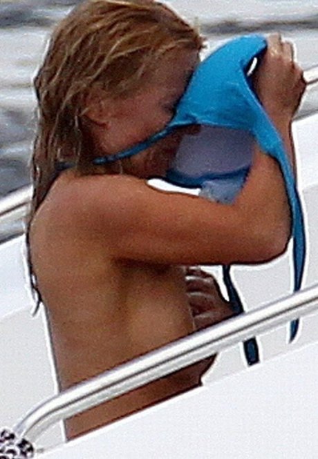 teen natural tits onlyfans hot porn gallery