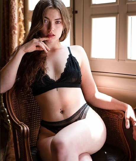 Eva Malitsky star exclusive archive