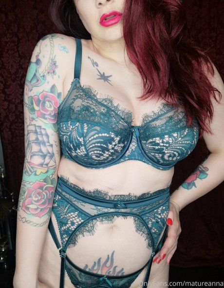 strip nude onlyfans hot images