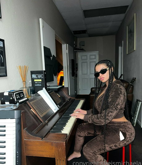 nerdy onlyfans free xxx pictures