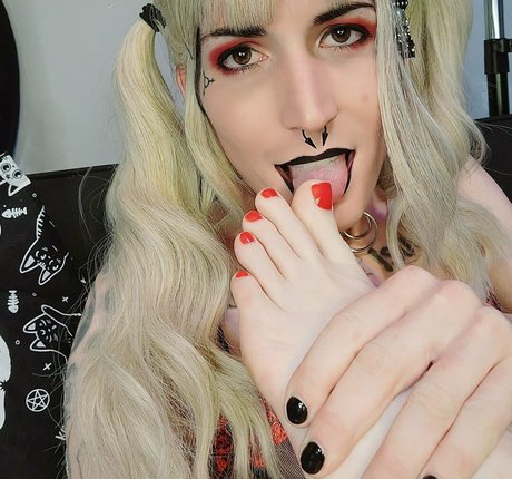 luna nyxtg pretty star pic