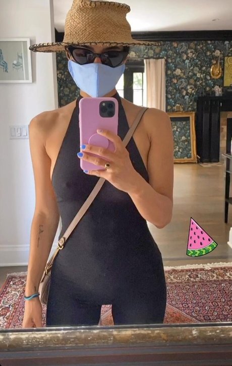 stripper onlyfans hot nude img