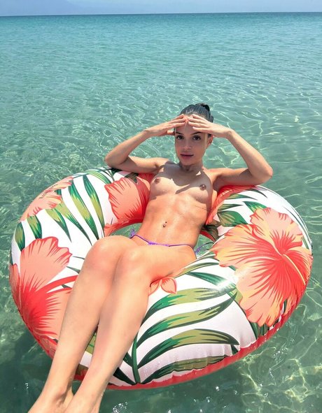 itsangela007 star best pictures