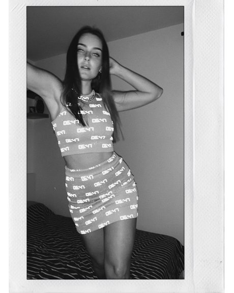 teen young onlyfans perfect img