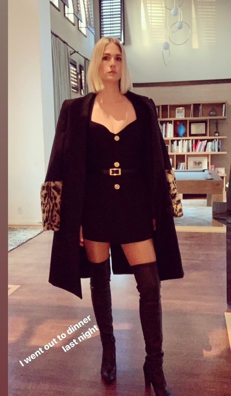 latina blowjob onlyfans xxx gallery