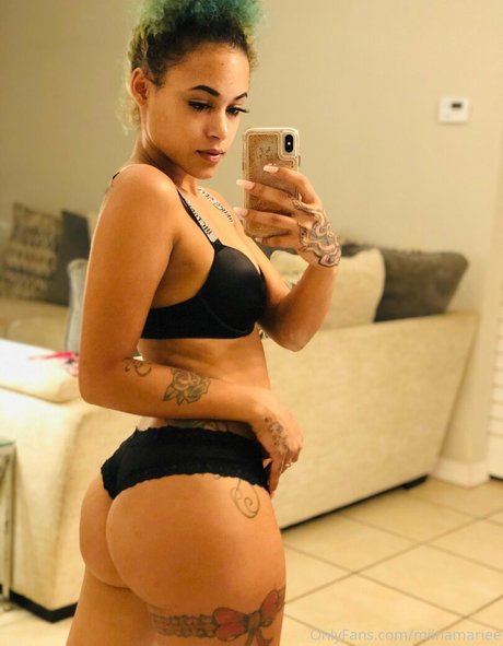 miinamariee model exclusive archive