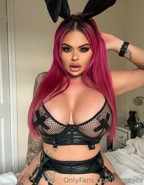 mature fake tits onlyfans hot sexy image