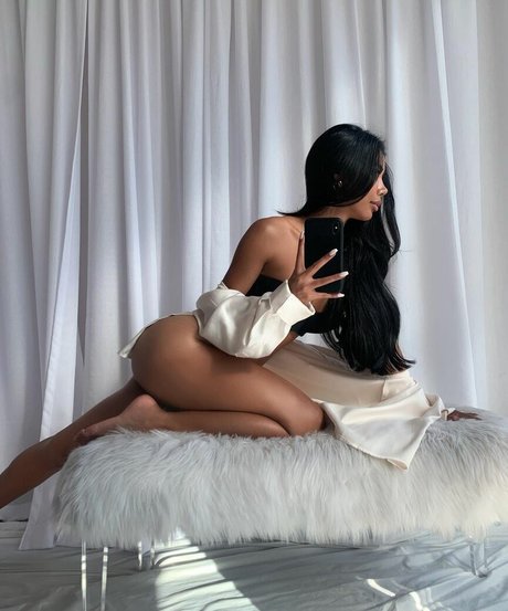 nature onlyfans erotic image