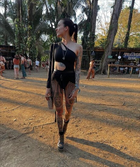 janadeoliveira_ pretty actress archive