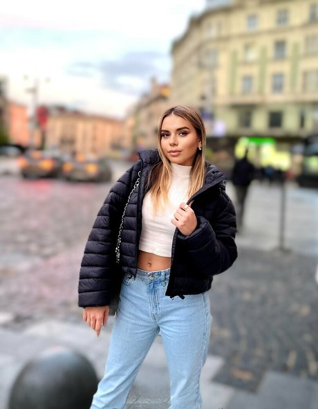 lucky ashley free model galleries