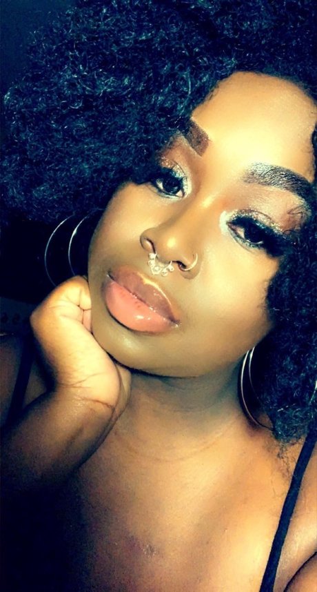 Sassy Sapphir_ star high quality pic