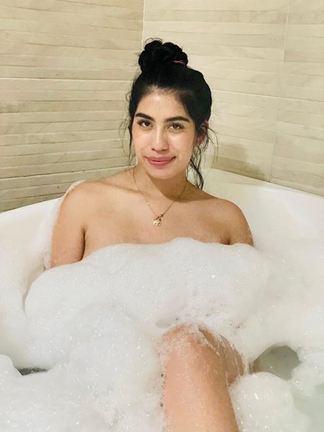 Sandra ordo ez hot actress image