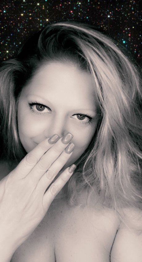 Saramarie1376 model hd pic