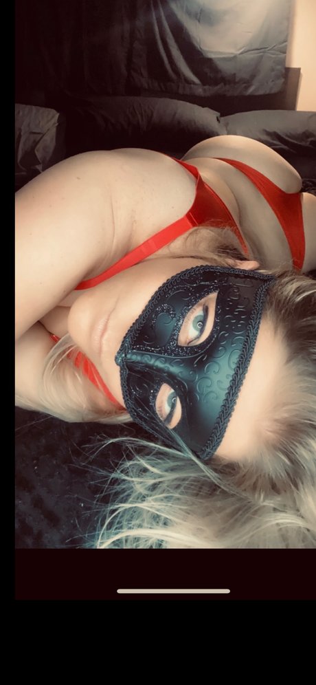 Saramarie1376 star hot pic