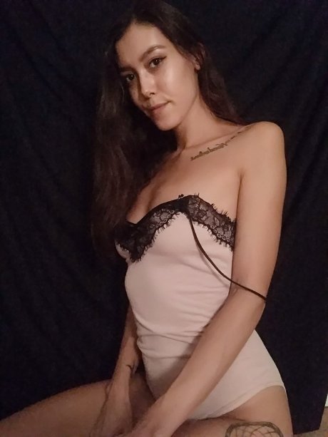 Aurora XXX art actress galleries