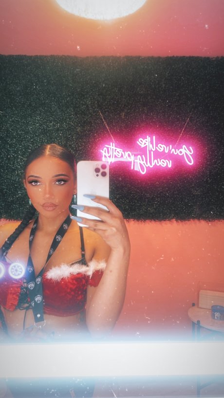 KarmaKlouds model free galleries