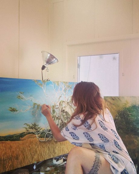 The Naked Artist_ pornstar erotic pics