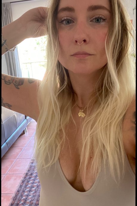 chubby mom onlyfans beautiful naked photo