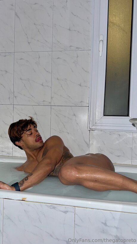 big oiled tits onlyfans porno gallery