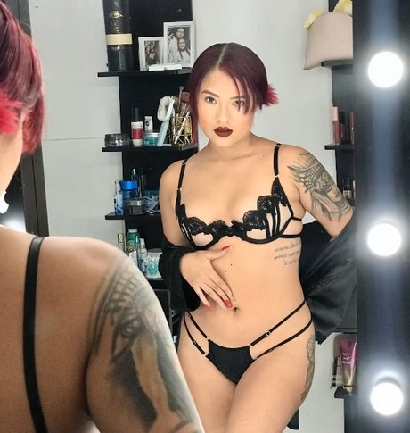 stefania Sanchez model beautiful photo